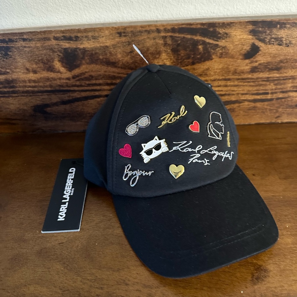 Karl Lagerfeld Black Cap NWT